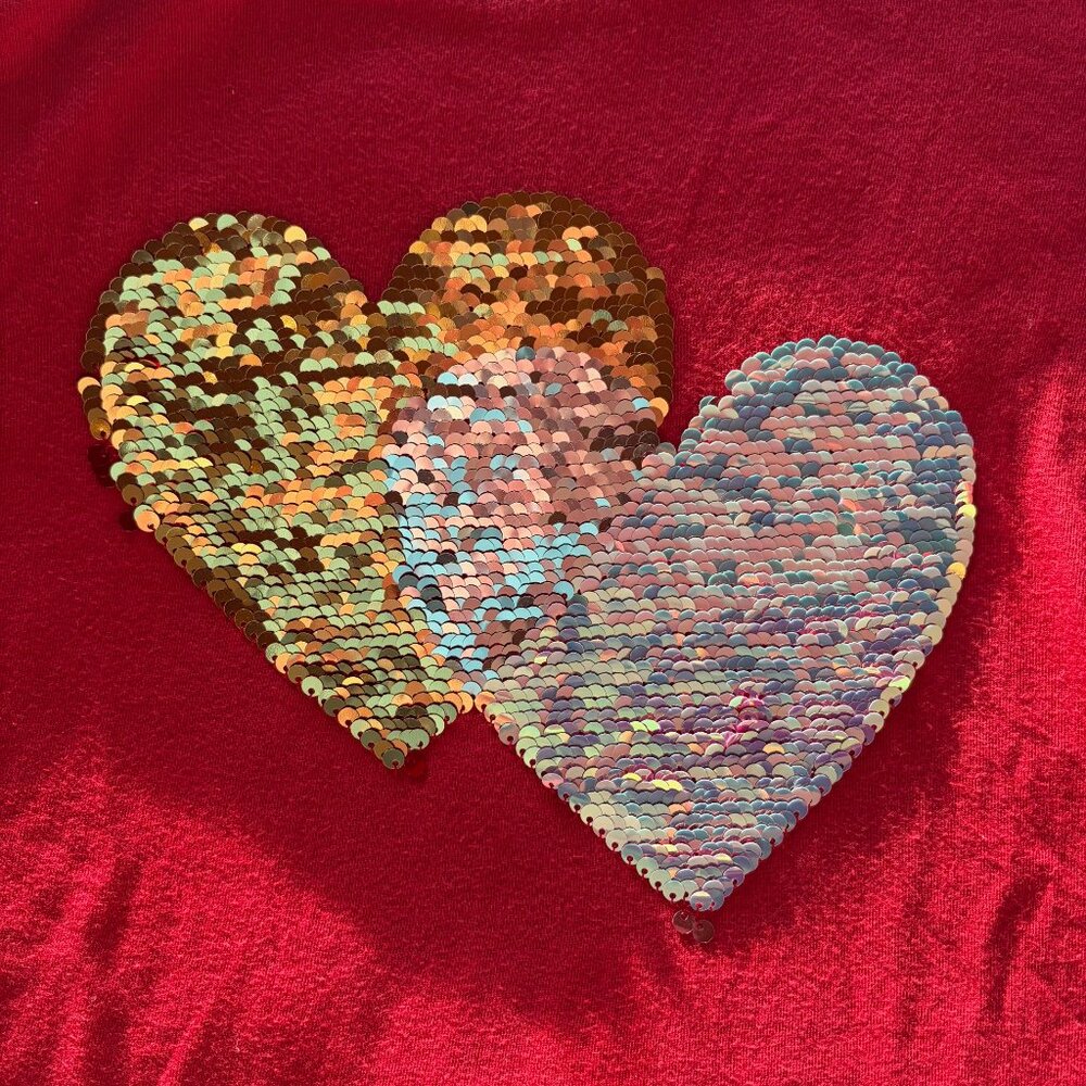Gap Kids Girls Red Flip Sequin Heart Shirt M Valentine’s Day